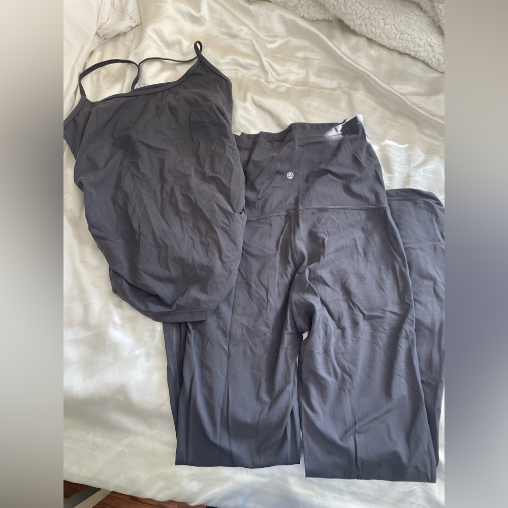 CRZ YOGA maternity Gray Leggings and Top Set